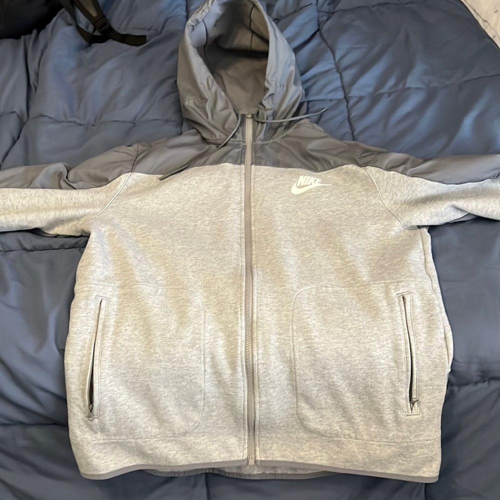 Nike zip up hoodie
